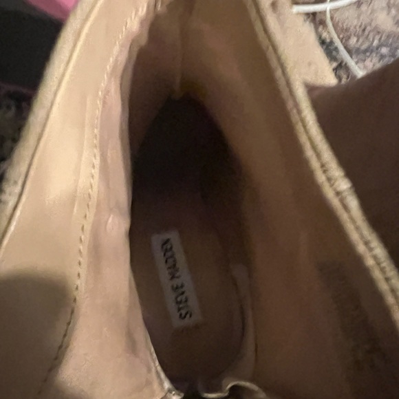 Steve Madden- Heeled stud booties- never work- size 8 - Picture 2 of 5